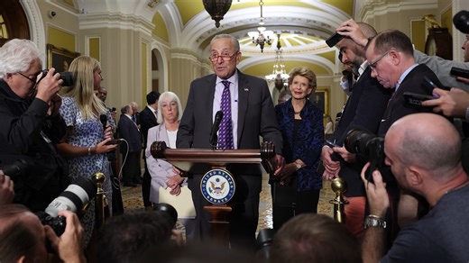 17K views · 52 reactions | THE REVOLUTION IS HERE. WATCH ALL 3 *NEW* EPISODES OF ‘TMZ PRESENTS: UFO REVOLUTION’ SEASON 2 ON Tubi NOW FOR FREE: https://tubitv.com/tv-shows/200174941/s02-e01-the-pushback | TMZ | Facebook