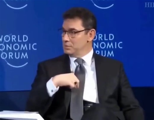 Pfizer’s CEO announces new electronic tracking pill. A biological chip for compliance. | The Refusers