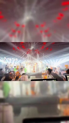 Contact me if you want the same lighting and sound.#lightshow #bar #factory #beamlamp