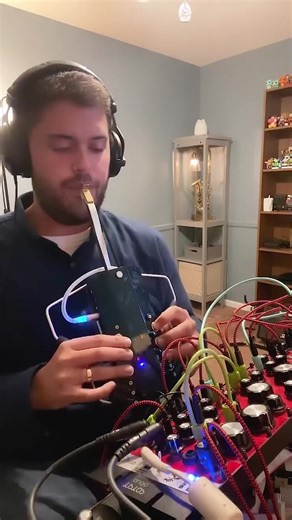 🎷 Digital sax 📷 @Eddie EWI #synth #music #saxophone #windsynth #windcontroller #sax #synthmusic #nurad