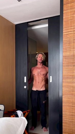 This video is not useless or disappointing, #ChadMichaelMurray. 🥵 (🎥: Sarah Roemer thank you for this gift)