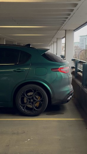 Alfa Romeo Stelvio Quadrifoglio: A Winter Driver