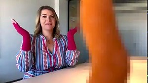 Update 05.12.2022: Die Abstimmung wurde beendet!❤️ --- Ein neues mediven Flachstrick-Muster für 2023 – macht jetzt bei unserer Abstimmung mit! 💌 Zum Ende des Jahres haben wir uns etwas ganz Besonderes für euch einfallen lassen: Ihr dürft zwischen fünf verschiedenen Mustern euren Favoriten wählen, der das neue Flachstrick-Muster nächstes Jahr werden soll. ❤️ ⭐Die Umfrage findet ihr unter: https://www.medi.de/produkte/highlights/vielfalt-oedemtherapie/umfrage-muster/ Wir haben die Muster aufgrund