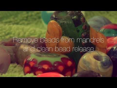 Removing beads from mandrels and cleaning bead release