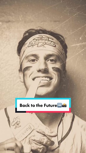 Retro Banana Photoshoot: Back to the Future 🍌⏮