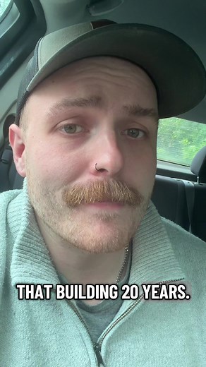 This guy came in and as he sat down in front of me, he demanded I canceled his DIRECTV bill. I do not work for DIRECTV. Despite that it took a ridiculous bet to get him out of the store. #customerservice #customersbelike #retailworker #retailproblems #customerserviceproblems