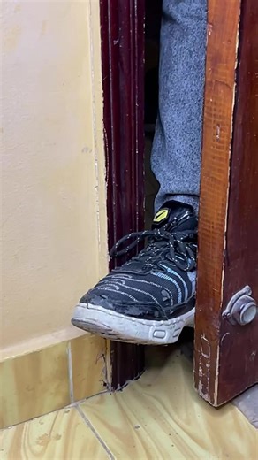 ‏قصه المندوب والزبونه