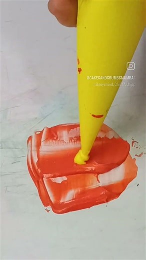 learning Colour theory with Whipped cream