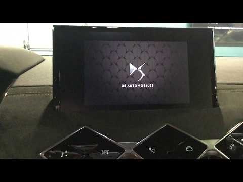 Stéphane vous explique l'affichage de la DS3 Crossback