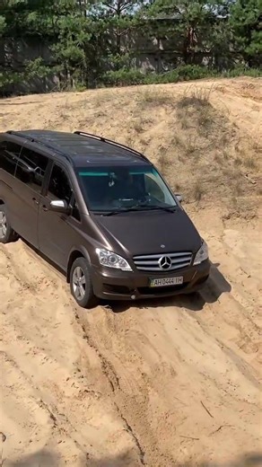 Off-road BUS 4x4