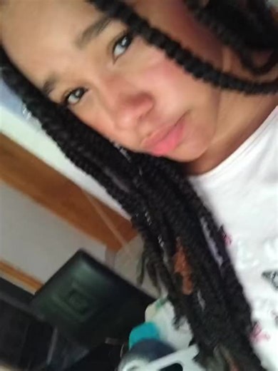 Videos de 🦦Esther 🦦 (@esthertv7) con “sonido original - Efember”