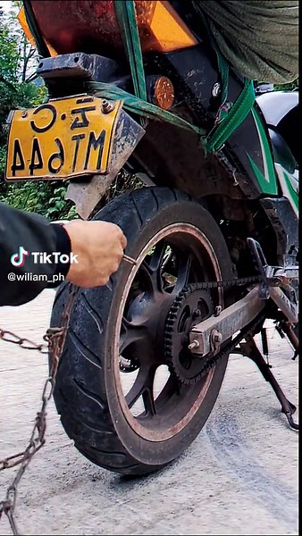How to Secure Your Motorcycle's Rear Wheel Safely