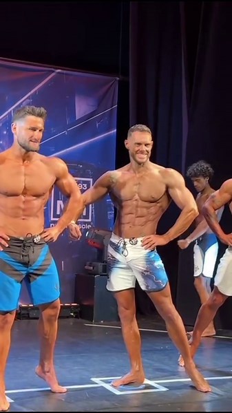 Vidéos de Alpha_fit (@alphafit.prownbf) avec son original - Alpha_fit