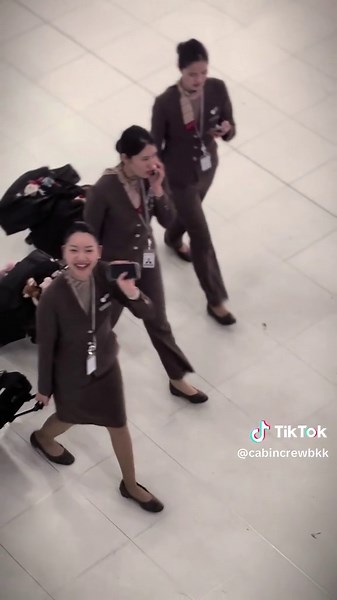 cabincrewBKK (@cabincrewbkk) - Exploring Life as a Cabin Crew Member with Asiana Airlines