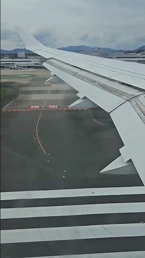 A220 Touchdown | Hydraulic System Hum & PW1500G Spool Sound