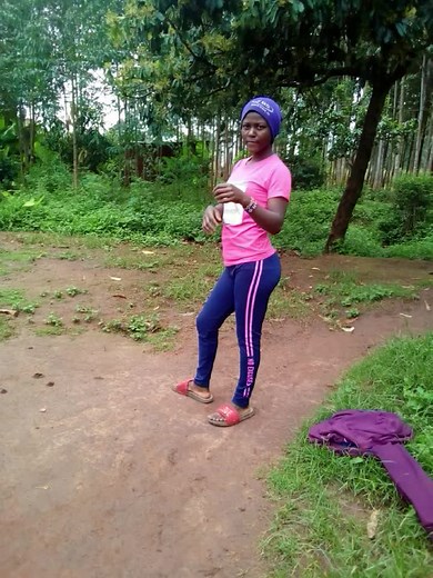 Aron (@kakajunior5777)’s videos with Ngongingo - Baba Levo & Rayvanny