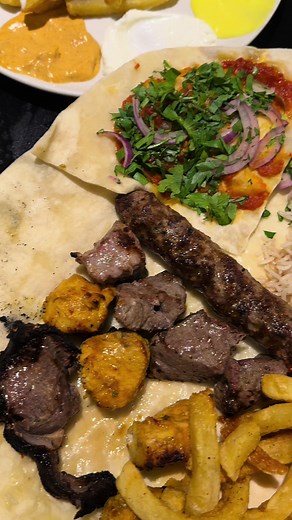 Aladdin Restaurant Review: Delicious Ramadan Meals and Great Atmosphere