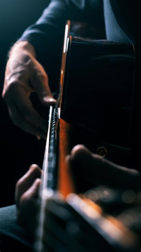 Midnight Meanderings: Nov 4 Featuring Jesse Cook on Beautiful Spanish Guitar