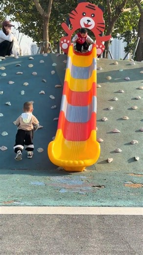 the baby slide funny moment #baby #slide #funnyvideo #moment #trending