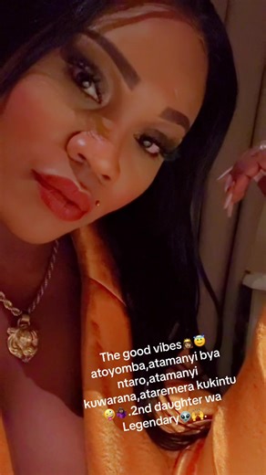 Vidéos de KadamaWakimenkeMuKapati👽💚🙌 (@kadamamukapati1) avec Mamacita by alien skin - R A M Z E Y H A M