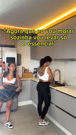 Erome: Alabama Barker and Autumn Falls