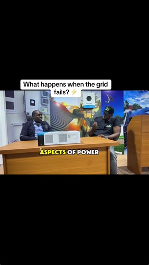 A solar system is useless if your Wi-Fi router still reboots every time the grid goes down🔌 The ultimate goal of a premium solar installation isn't just saving money; it's uninterrupted power. Our systems are designed with a millisecond changeover. When the grid cuts, the battery takes over so fast that your lights don't even flicker, and your equipment never loses uptime. As our experts explain, it isn't just about buying a specific brand; it’s about hiring the right technicians to bridge the 
