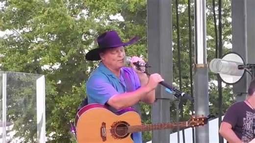 50 Best Country Songs About Saving a Marriage