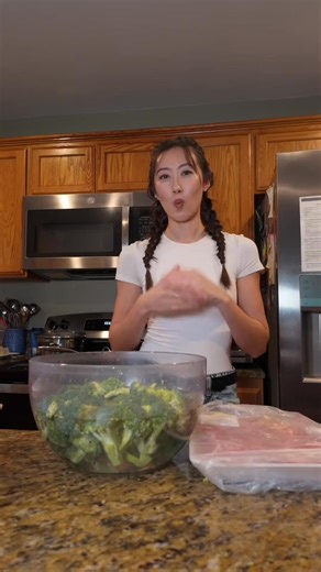 What should I name this series?? 🥩🥦 Also, need more meal ideas!👇🏼 Recipe I partially used: https://www.food.com/recipe/the- best-easy-beef-and-broccoli-stir-fry-99476 What I actually did: 1. Slice Tri tip beef 2. In a bowl, add beef and mix with 2 tbsp water and 1 tbsp cornstarch 3. Blanch broccoli for about 1 min 4. Add oil to a large pan, add in diced garlic and beef 5. In a bowl, combine 1/2 cup water, 2 tosp soy sauce, 3 tbsp oyster sauce, 1 tosp fish sauce, 1 teaspoon fresh chopped ging