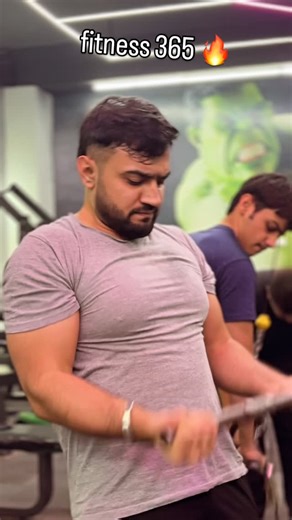 fitness 365 GYM on Instagram: "fitness 365 #persnoltrainer #workout"