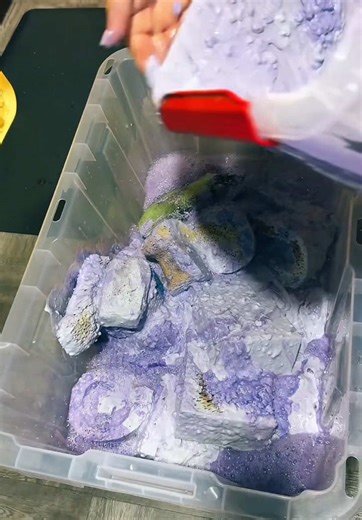 Deep Cleaning Tips: Using Recycled Products