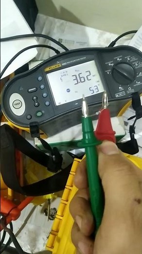 FLUKE 1663 contrôleur d'installations électriques