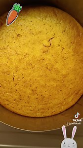 787K views · 5.1K reactions | Répa torta piskóta 凌 4 db L tojás 110 g barna cukor 1 zacskó vaníliás cukor 125 g olvasztott vaj fél citrom héja 1 nagy répa lereszelve 150 g liszt fél tk szódabikarbóna fél ek fahéj fél ek gyömbér fél tk reszelt szerecsendió egy csipet só 180 fokon légkeveréses sütőben sütöttem 3/4 óráig. . #kadifatiha #répatorta #húsvét #répa #torta #cukrász #foryou | Kadi Fatiha Torta Designer -Magyar oldal | Facebook