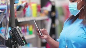 -Fading fiscal stimulus restraining U.S. consumer spending