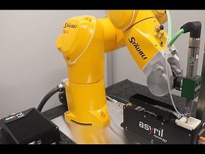 Micro screw assembly with Asycube 50 and Stäubli robot