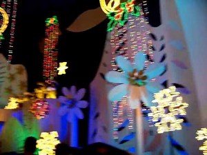 "it's a small world!" holiday - 2008 version (Part 2 of 2)