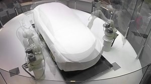 6.6K views · 48 reactions | Robot kollar #NissanCrossing’de #IntelligentMobility konseptimize şekil veriyor! Bütün detaylar 25 Ekim’de #TokyoMotorShow’da açıklanıyor, takipte kalın! | Nissan | Facebook