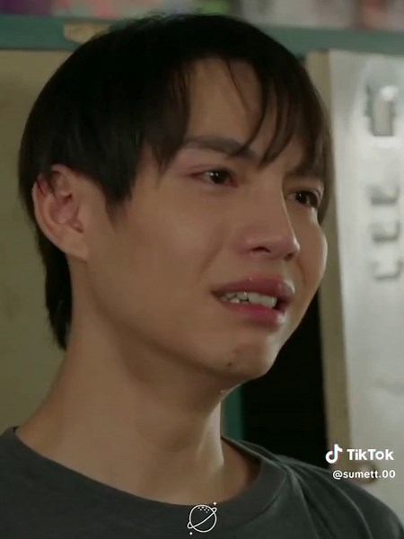 Men crying🛐 #firstkanaphan #onlyfriensndstheseries #fyp #firstkhaotung #fyoupage #paratii