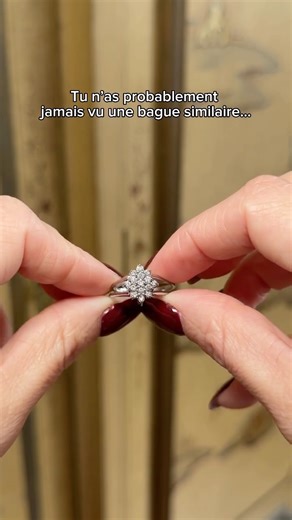 Fremont - Bijoux Vintage & Rachat D’Or on Instagram: "Cette bague cache un petit secret… une face de diamants et une de rubis ! Vous aviez déjà vu une bague similaire ? #bijoux #bague #ring #vintagering"