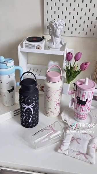 new month, new water bottles 🧊❄️🌊⟡♡ #funcstationery #stationery #cutefinds #fypシ゚ #waterbottle #tumbler #tumblersoftiktok