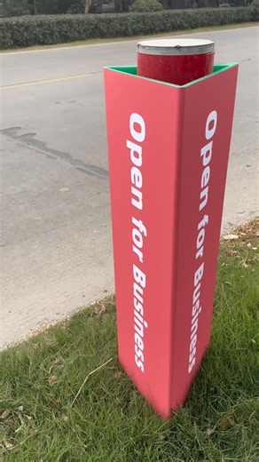 Sign Mate on Instagram: "Bending PP Board into Open for Business Bollard Signs 🎉✂️ Clean folds, bold signage! #PPHollowBoardCutter #BollardSigns #GrandOpeningDisplay #DIYSignage #PPBoardDIY #CleanFolds #StoreOpeningDecor #DisplayWorkshop #PromoSignage #MakerTools"