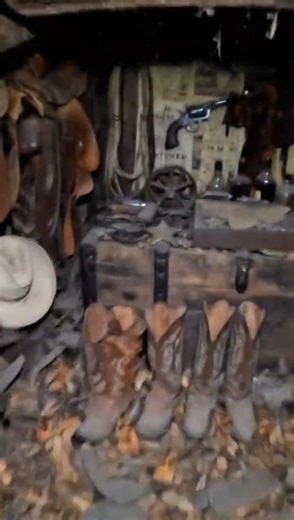 Uncovering a Century-Old Cowboy Stash Hidden Beneath the Backyard