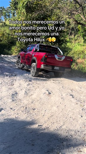 Toyota Hilux 2024: Amor bonito sobre ruedas