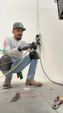 How to Properly Make Up a Head for Long Wire Pulls No Lost Conductors #constructionlife #electrical