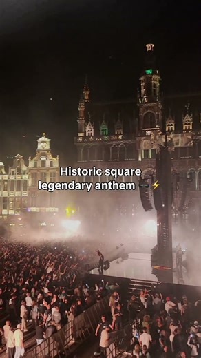 Lean On' lit up Grand-Place Brussels 🔊🔥