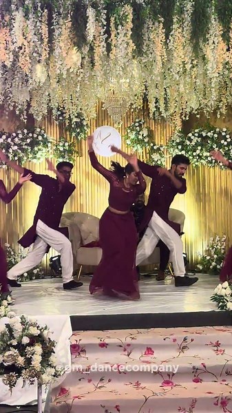 Kerala Wedding :Pavizha Malli | GM Dance Company