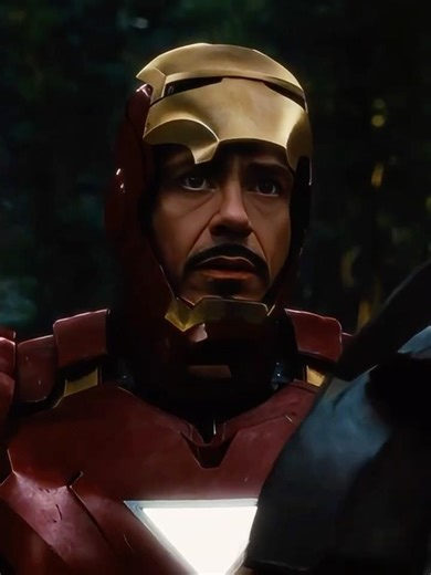 Iron Man y War Machine discuten sobre sus armaduras #shorts #movie #tonystark