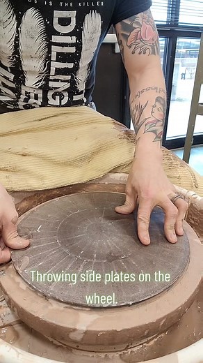 Pottery Plate Wheel Demo: Easy Side Plate Making Process