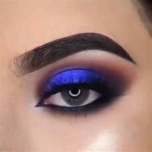 blue smokey eyes #shortsviral #softglamlook #eyemakeup #makeup