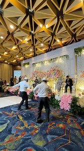 Zapin dance in wedding party 🥰🕺 #gambuspalembangassyabab #gambuspalembang #pengikutsemuaorg #sorotansemuaorang #pengikut #follower | Gambus Palembang As Syabab