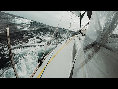 35kts in the Middle of the Ocean — DAY6 / North Atlantic Crossing | Sailing Uma [Step 192.06]